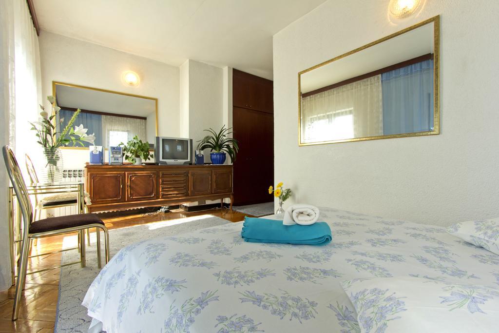 Apartments Croatia Риека Экстерьер фото